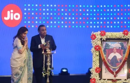 స్టాక్ మార్కెట్‌లో Jio Platforms సంచలనం.. దేశంలో రెండో అత్యంత విలువైన కంపెనీగా రికార్డు!