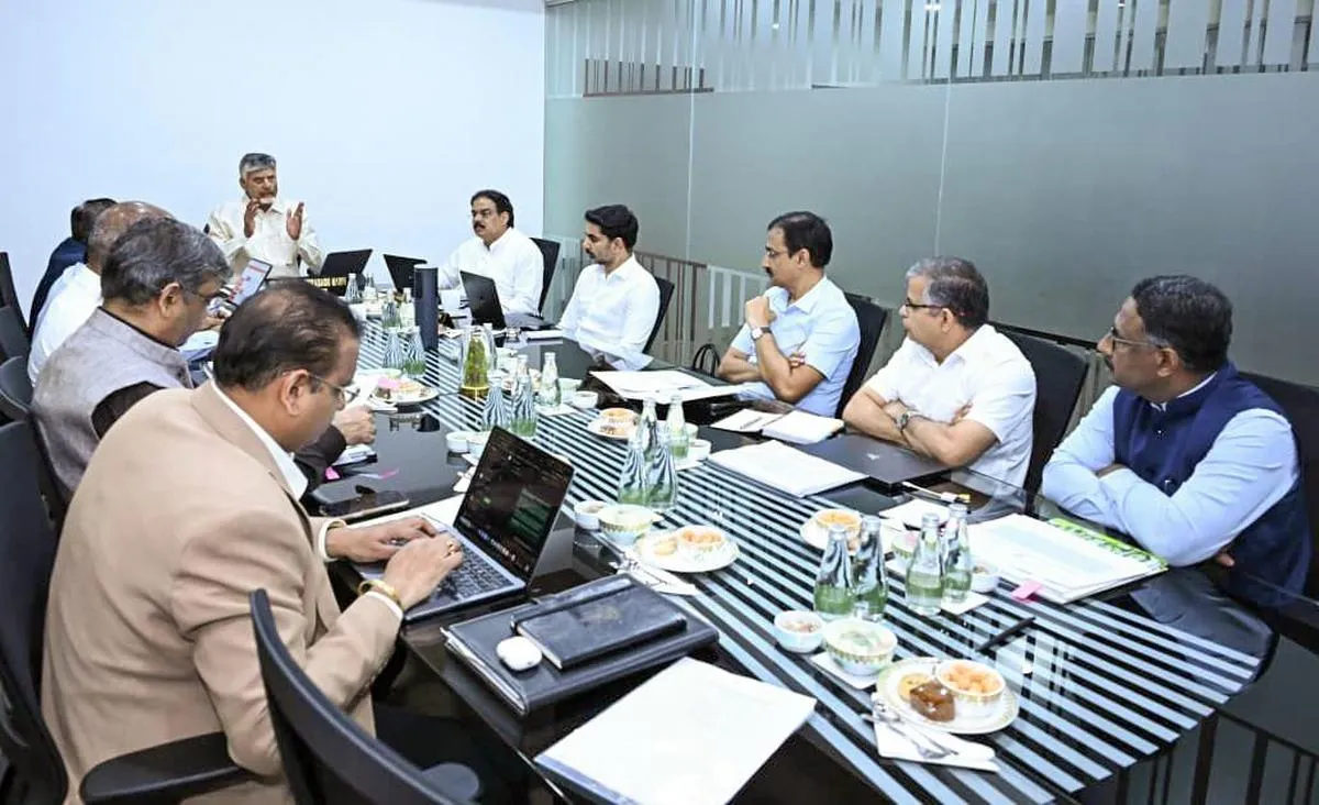 కూటమిలో సీట్ల పంచాయితీ.. రెబల్ అభ్యర్థులకు చంద్రబాబు హెచ్చరిక! Alliance Dharma పాటించాల్సిందే!