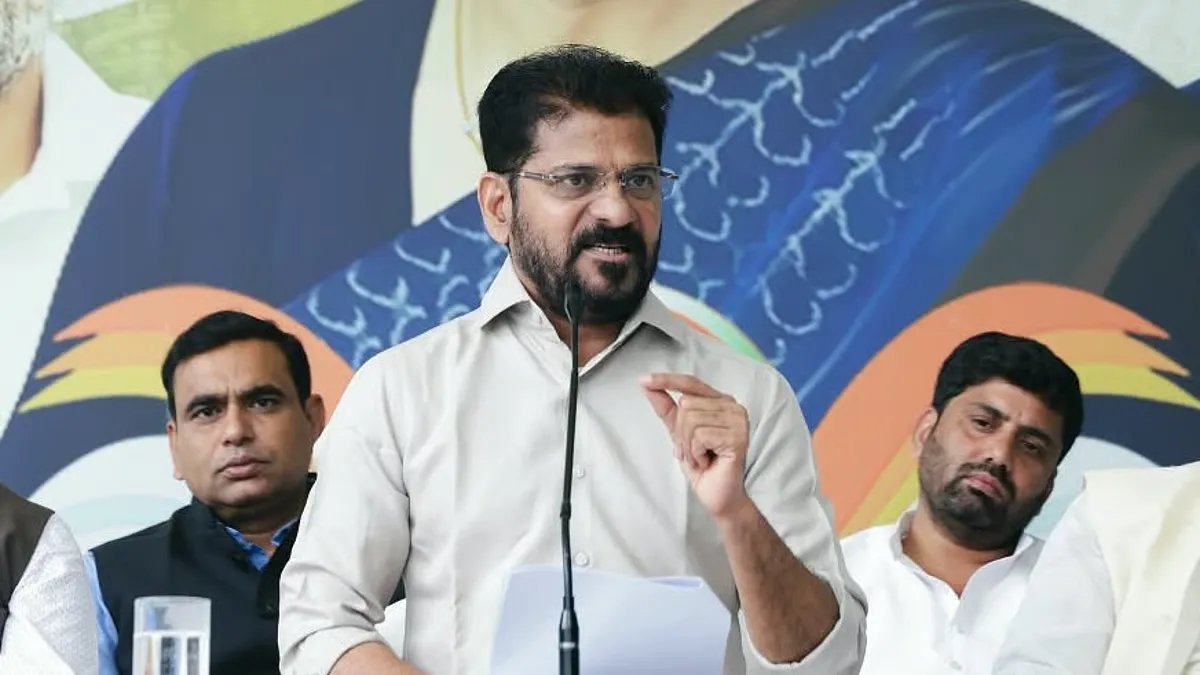 మియాపూర్ భూముల వివాదంపై రేవంత్ రెడ్డి వర్సెస్ బీఆర్ఎస్.. కేసీఆర్‌పై సీఎం తీవ్ర వ్యాఖ్యలు! సుప్రీంకోర్టు తీర్పుపై చర్చ