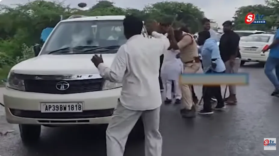 రాప్తాడులో నామినేషన్ల వేళ తీవ్ర ఉద్రిక్తత.. వైసీపీ-టీడీపీ శ్రేణుల మధ్య రాళ్ల దాడి! | ఏపీలో ఎన్నికల హింస