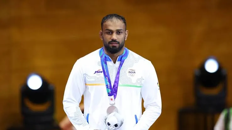 కుస్తీలో రజతం, ఆర్చరీలో కాంస్యం: ఆసియా క్రీడల్లో పతకాల పంట పండించిన నితేశ్, గణేష్!